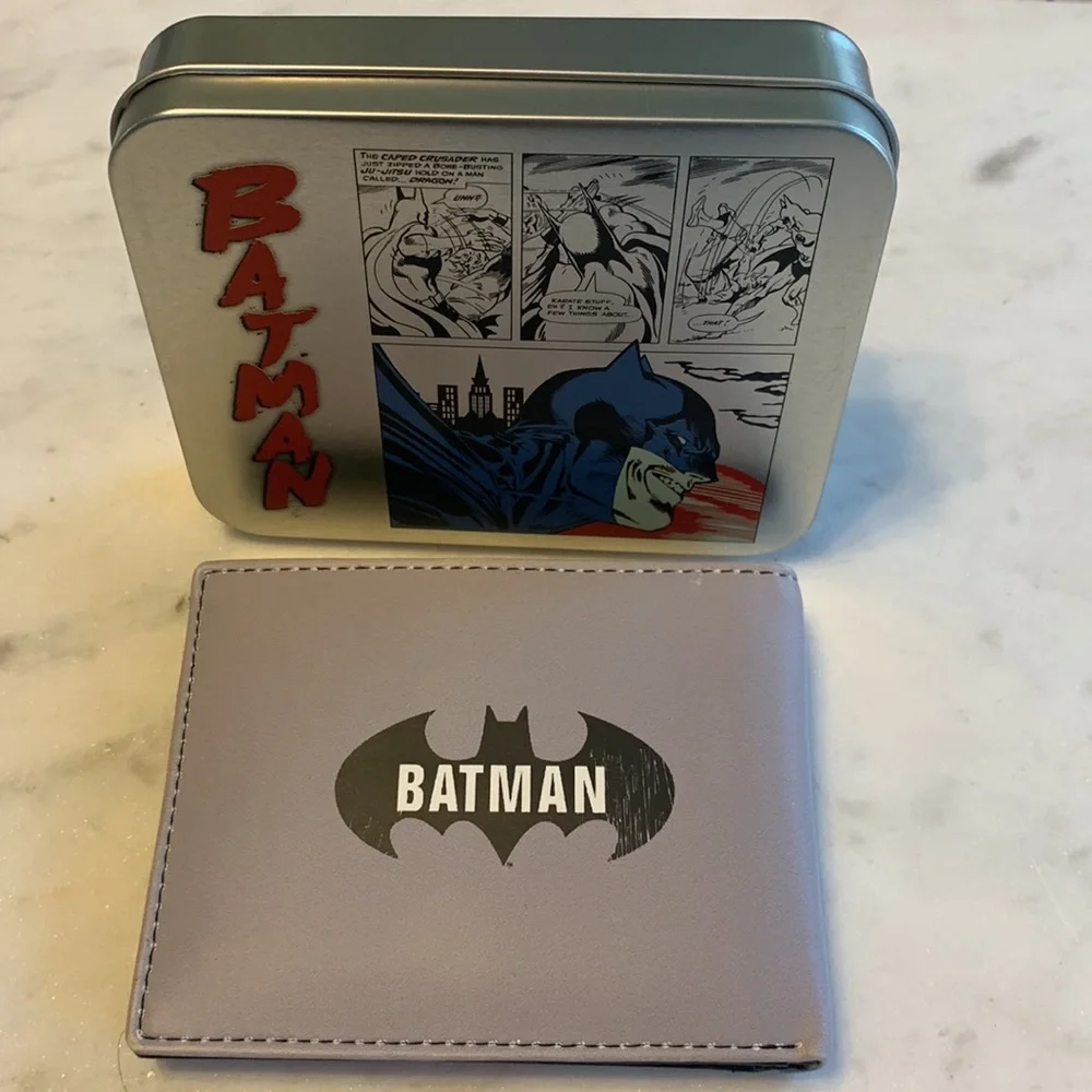 Concept One DC Comics Batman Bifold Wallet in Decorative Tin Case